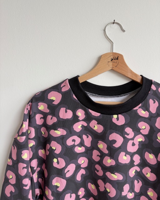 Boyfriend Sweatshirt - Bubblegum Leo – Bild 3