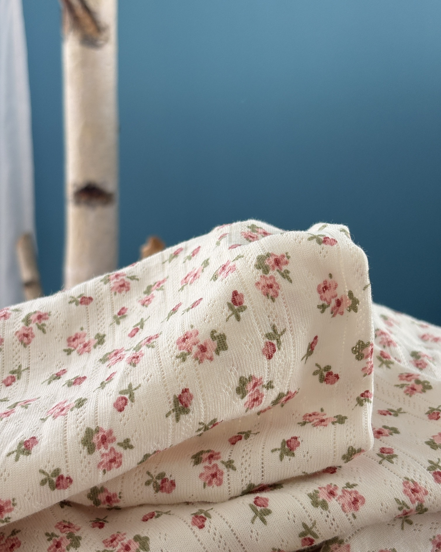 The everyday Tee - Tiny Florals – Bild 2